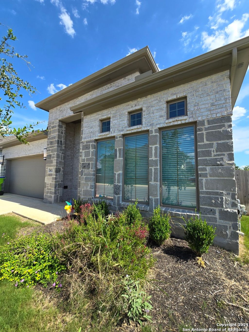 Photo of 14132 JUNE FLOWER, San Antonio, TX 78254 (MLS # 1915244)