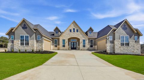 557 Poe Parkway Castroville TX 78009