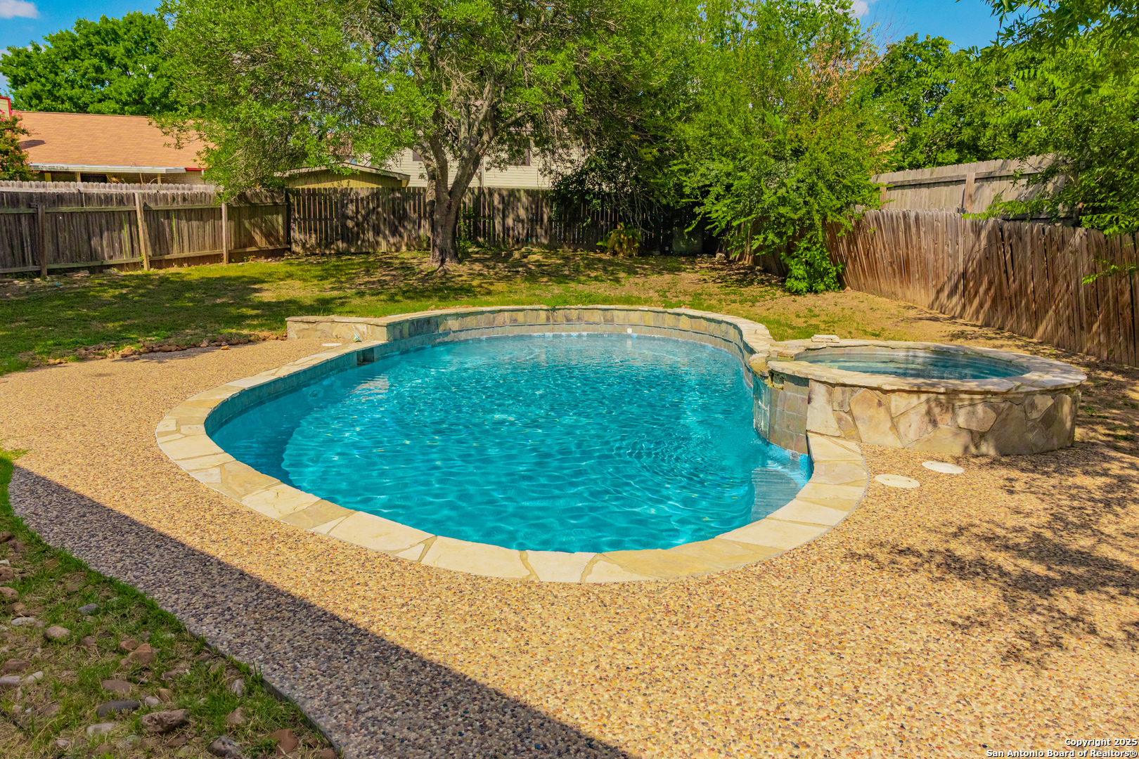 8802 boise hills