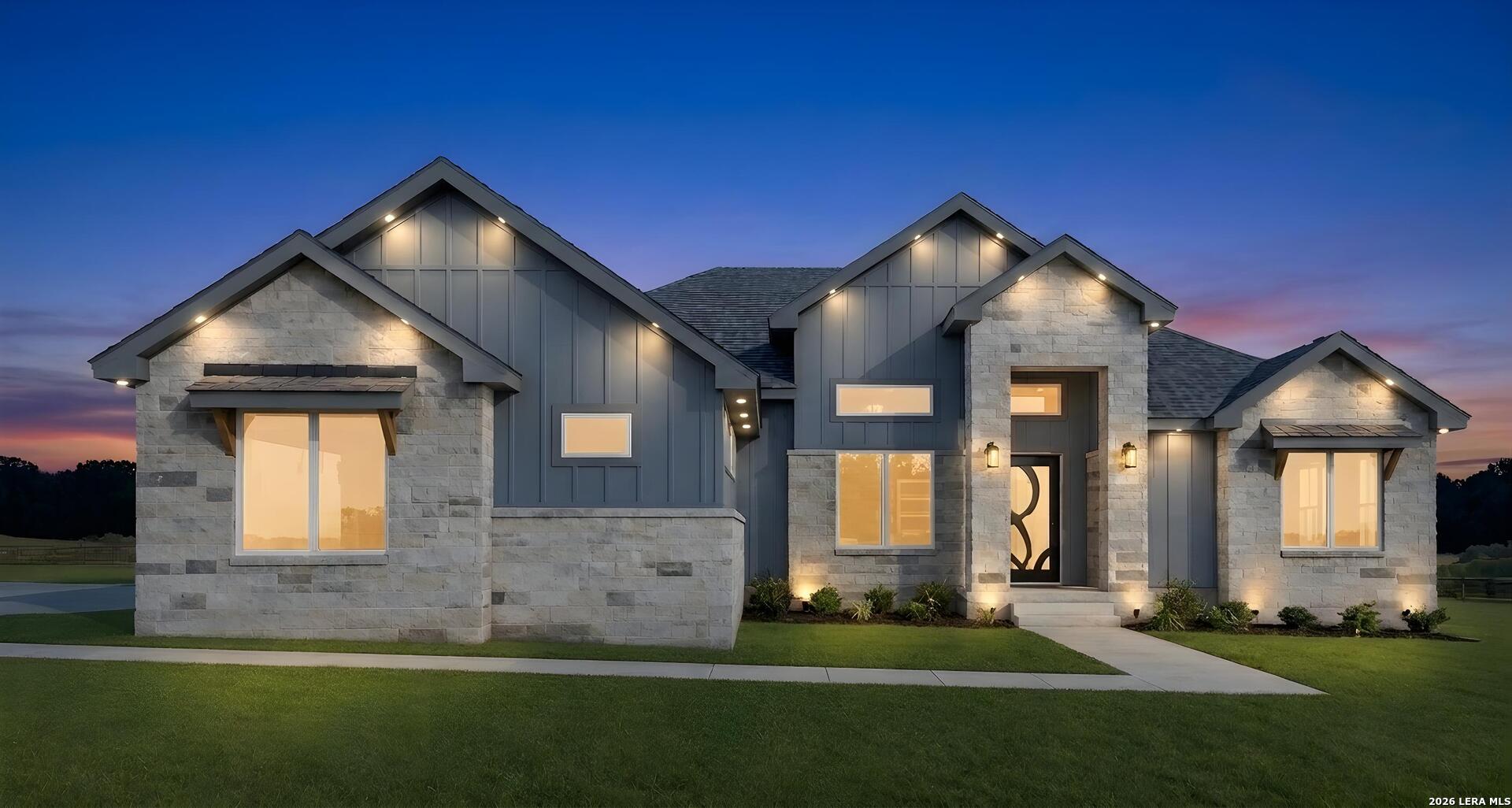 116 PIONEER DR