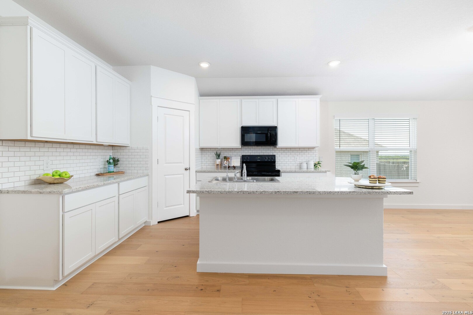 3642 TWIN DISH WAY