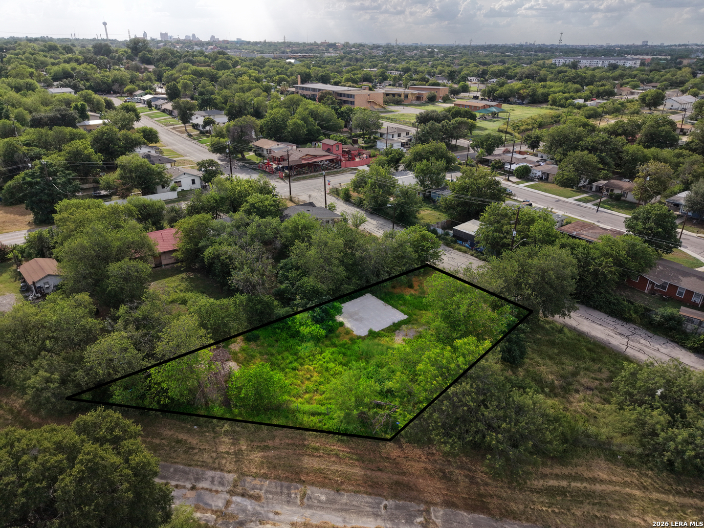 Photo 1 of 13 — 350 MORNINGVIEW DR, San Antonio, TX 78220
