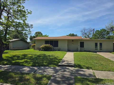 Photo of 606 Shadywood, San Antonio, TX 78216 (MLS # 1916496)