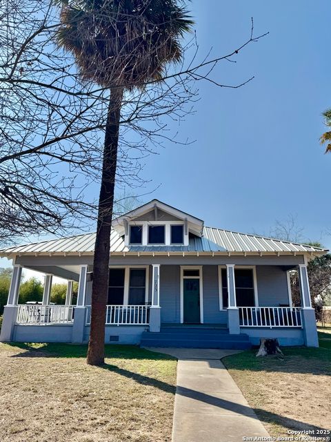 A home in Uvalde