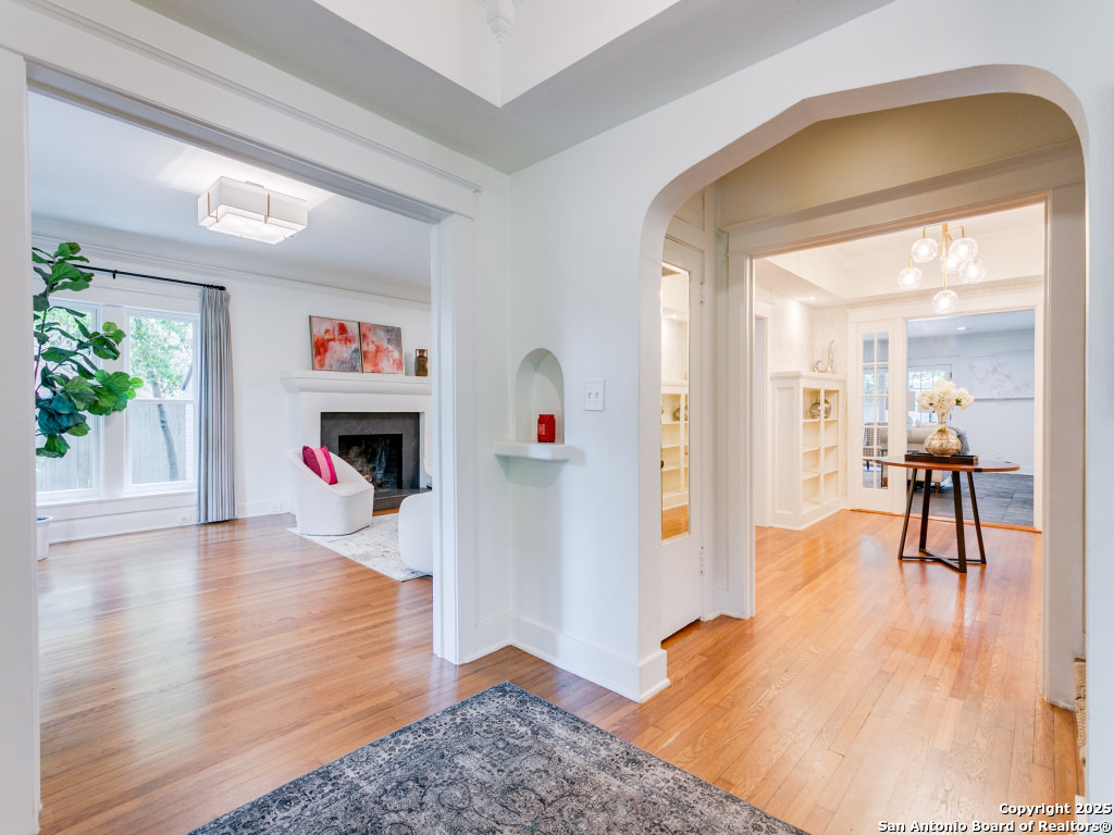 204 Parklane