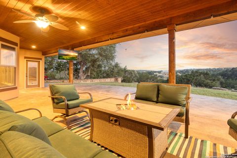 A home in Canyon Lake