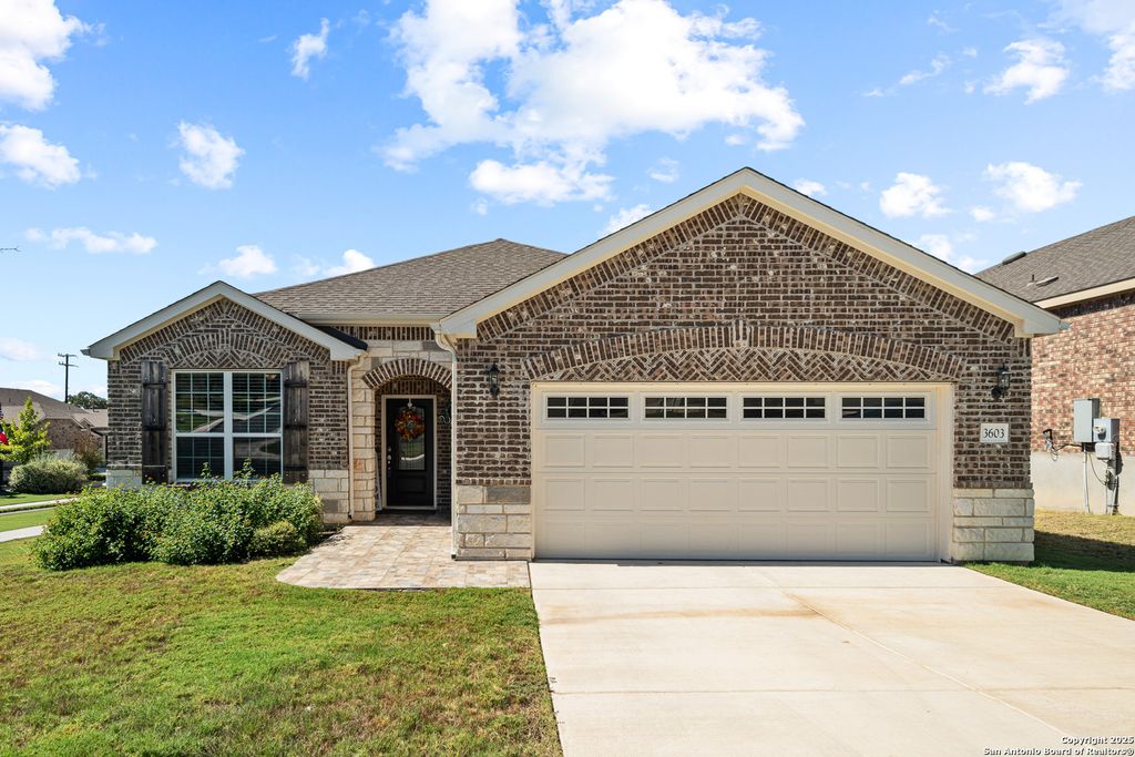 Photo of 3603 Daisy Spg, San Antonio, TX 78253 (MLS # 1915854)