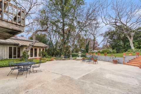 A home in Alamo Heights