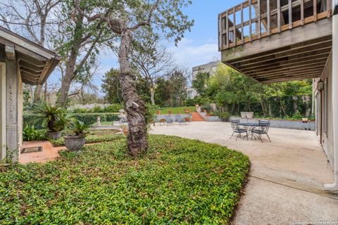 A home in Alamo Heights