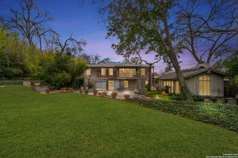 A home in Alamo Heights