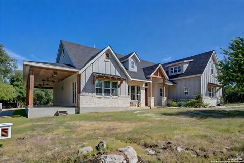 342 County Road 368 Mico TX 78056