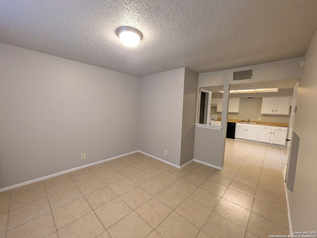 Photo of 330 W Byrd 2 #2, Universal City, TX 78148 (MLS # 1926293)