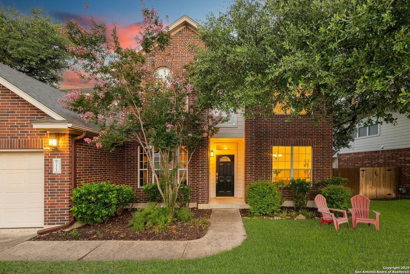 2305 Little Elm