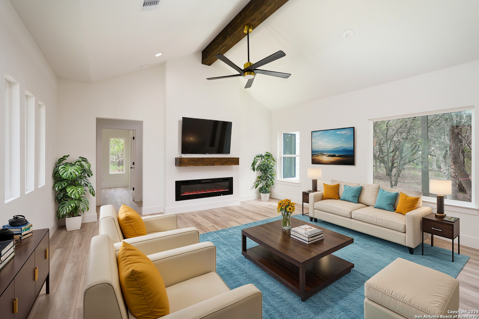 580 Compass Rose