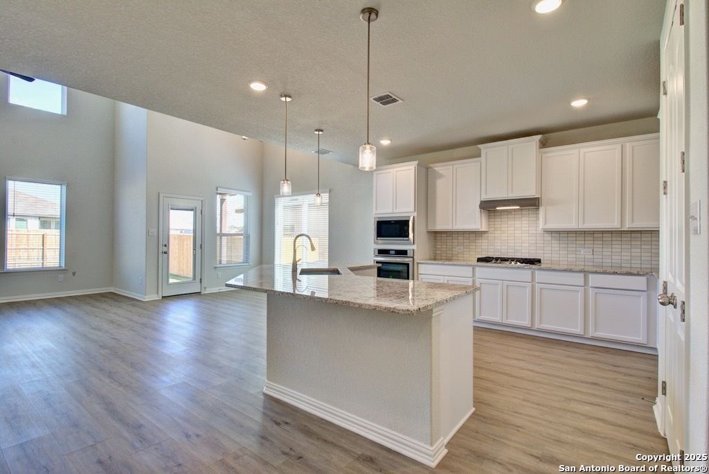 Photo of 1830 La Grande Jatte, San Antonio, TX 78253 (MLS # 1924858)