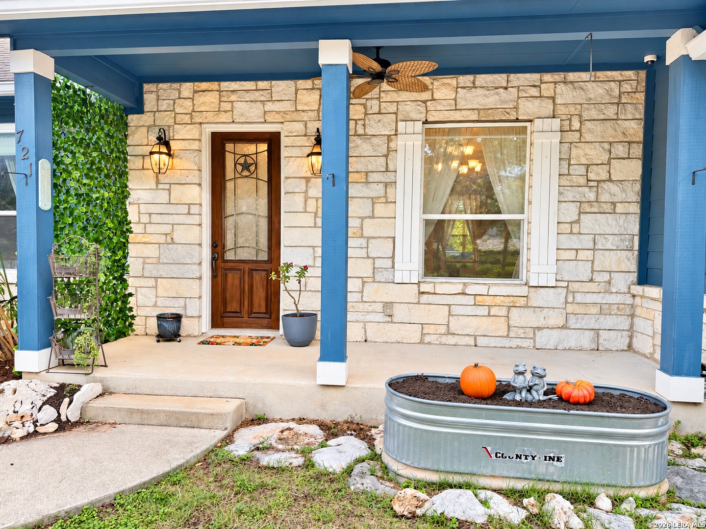 721 HILLTOP RDG
