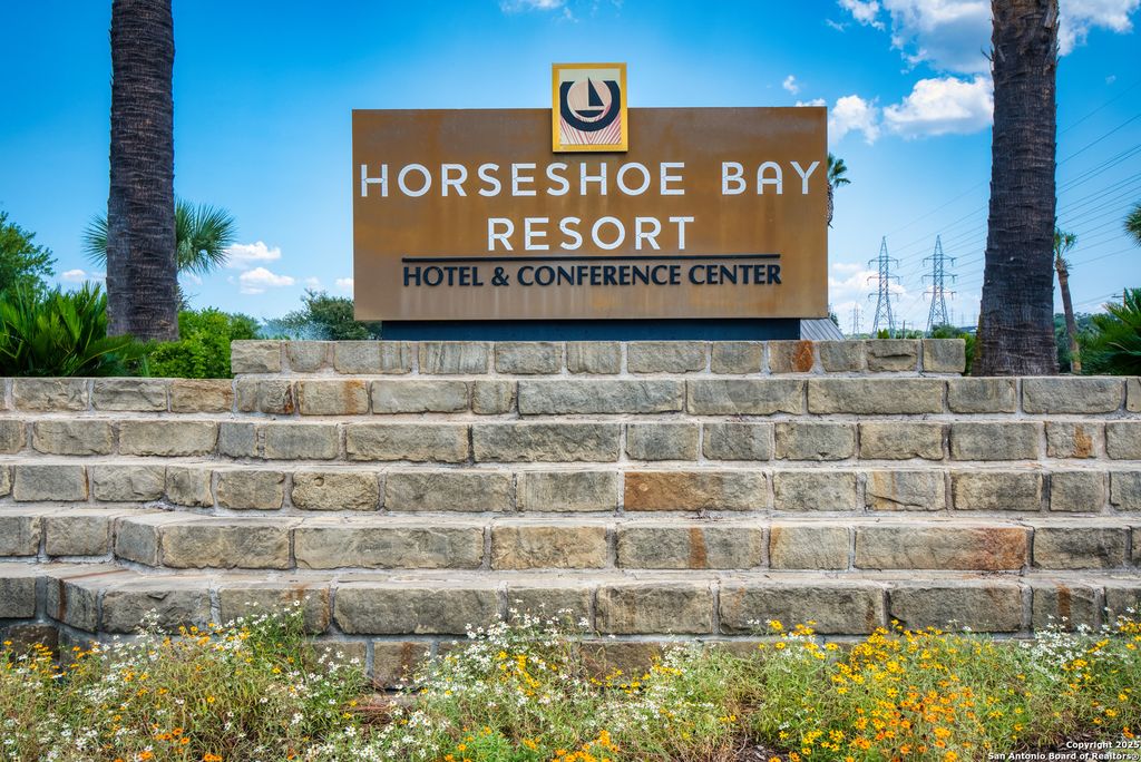 Photo of 704 Horseshoe Bay Blvd D #D, Horseshoe Bay, TX 78657 (MLS # 1897468)