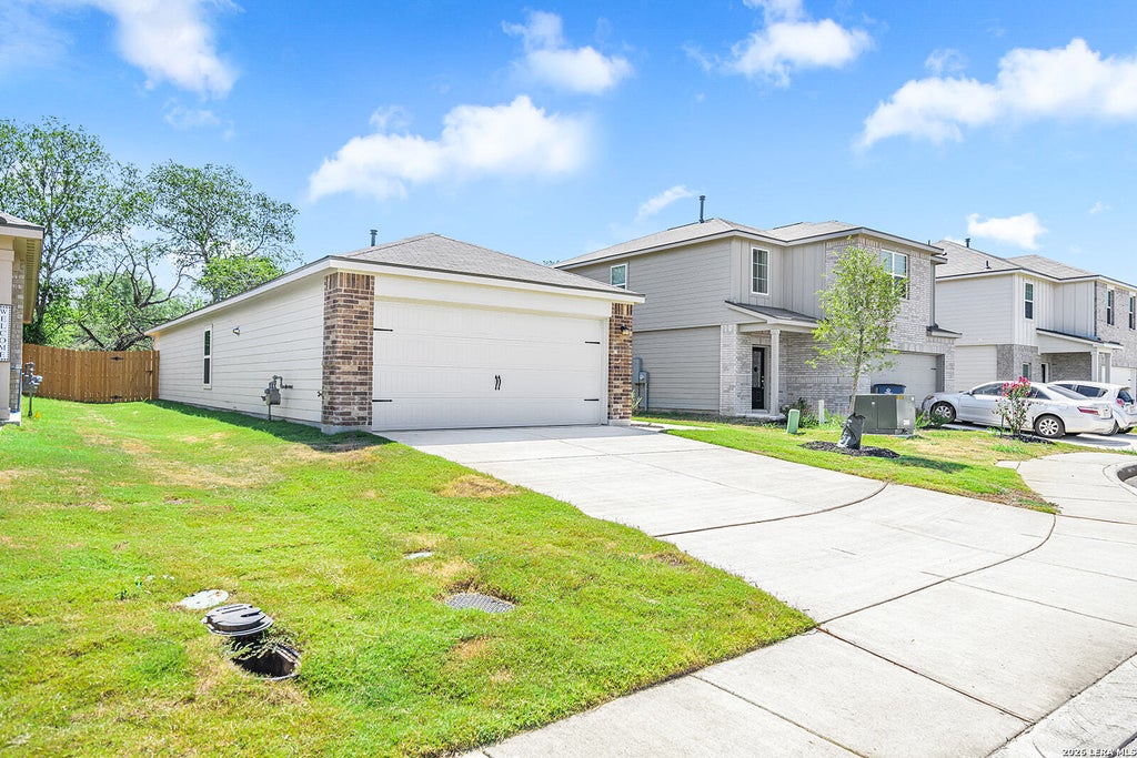 Photo of 15102 Telfaire Meadow, Von Ormy, TX 78073 (MLS # 1967051)