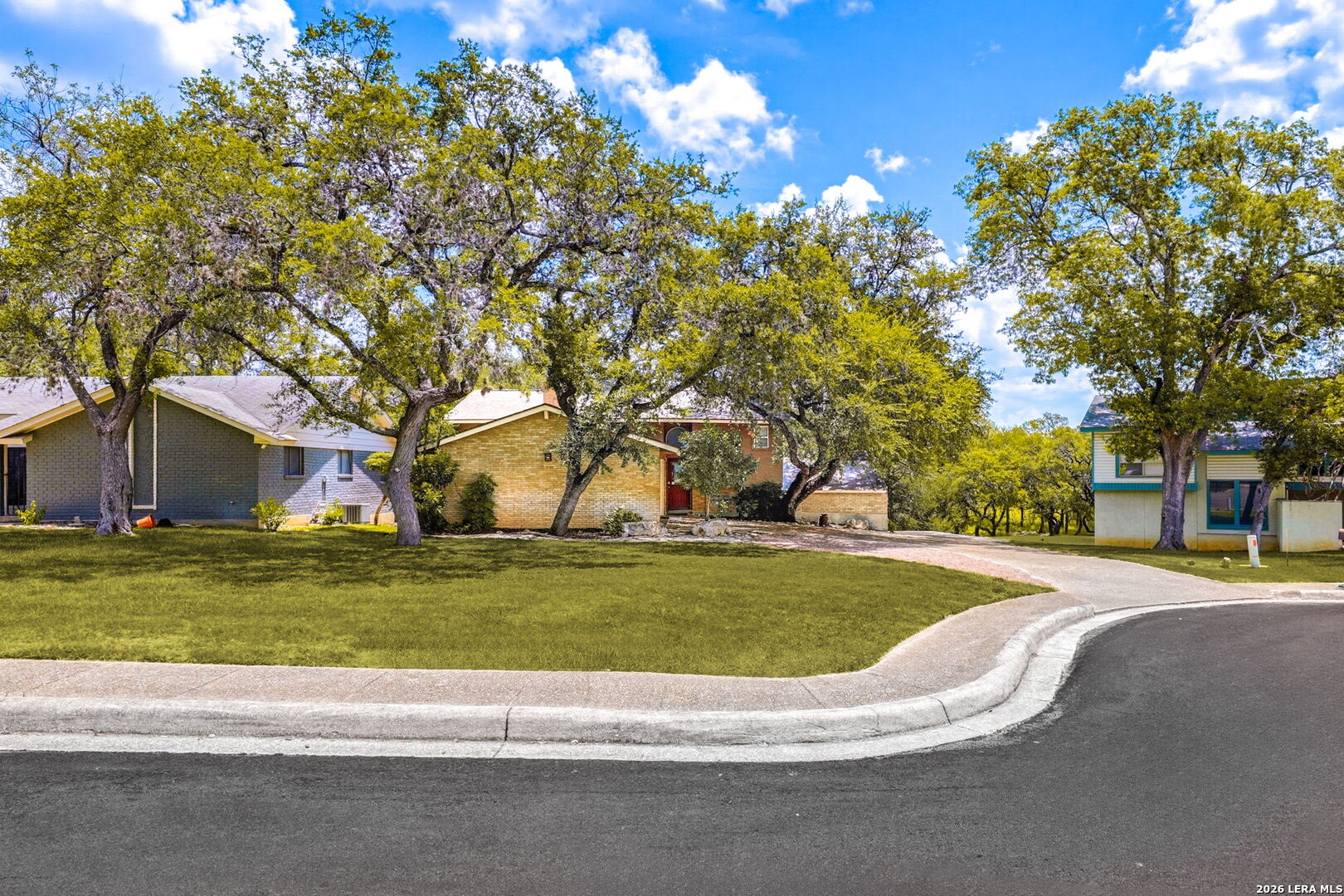 Photo 1 of 32 — 15106 Circle Oak, San Antonio, TX 78232