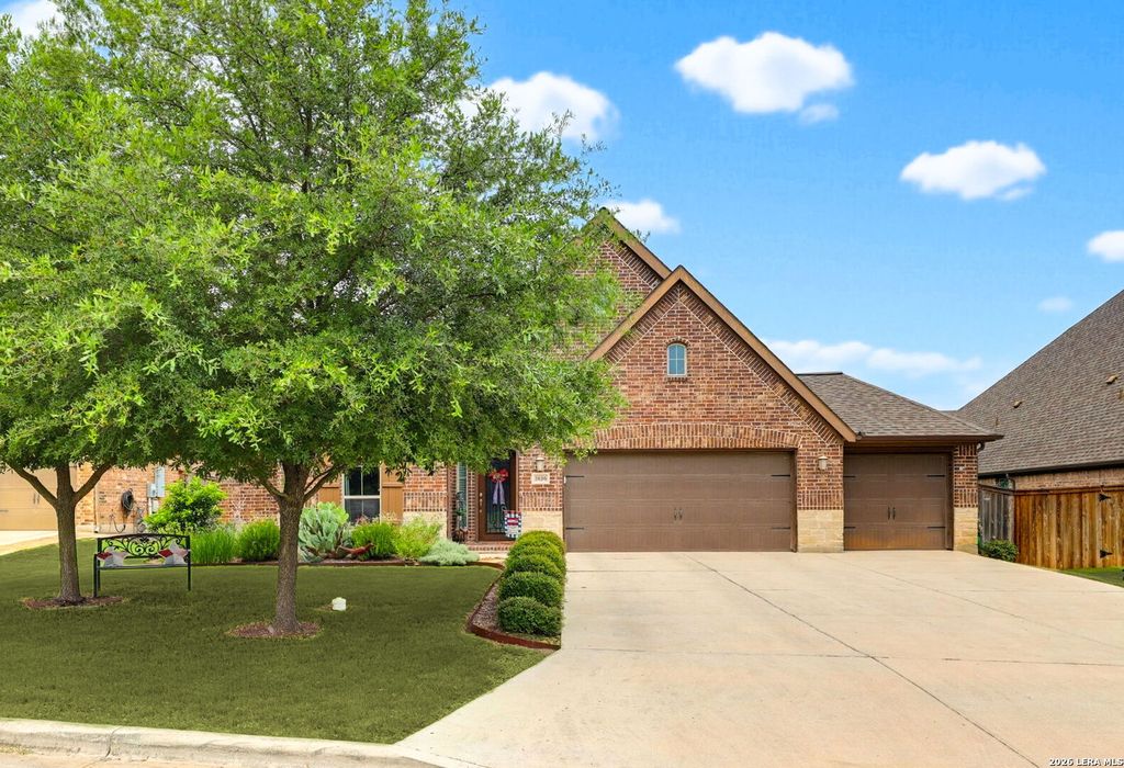 Photo of 2626 Melbourne, New Braunfels, TX 78132 (MLS # 1994509)