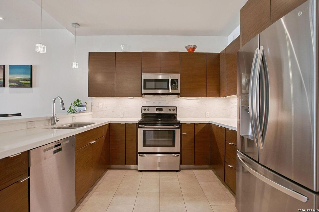 Photo of 17902 La Cantera UNIT 216, San Antonio, TX 78257 (MLS # 1944871)