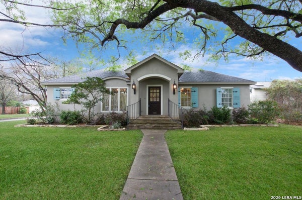 188 CLAYWELL DR, SAN ANTONIO, TX 78209 - Image 4df9c0b0079a1bd9d4d95e839d02aa7e/3513951773