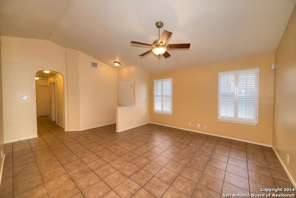 Photo of 42 Coastal Ln, San Antonio, TX 78240 (MLS # 1915223)