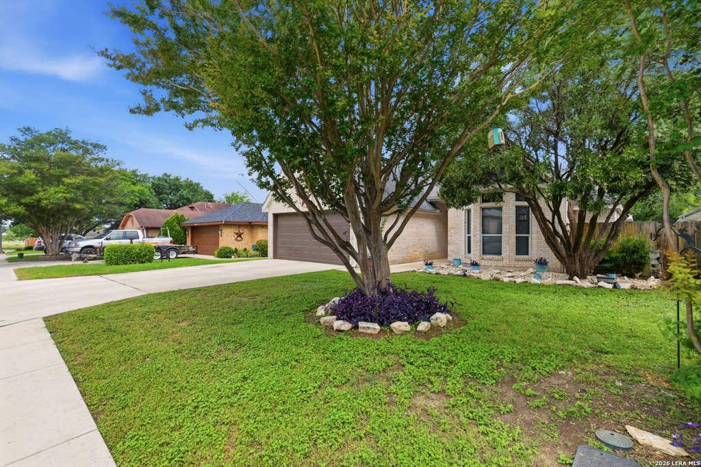 Photo of 1686 Lantana, New Braunfels, TX 78130 (MLS # 1990944)