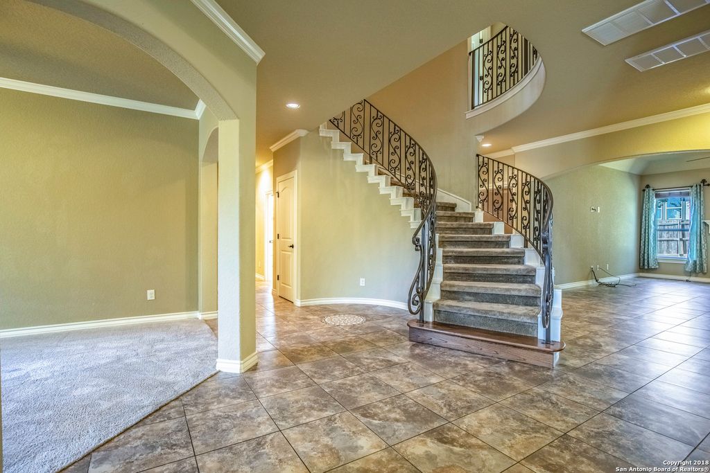 Photo of 8835 NAPA LNDG, Boerne, TX 78015 (MLS # 1917360)