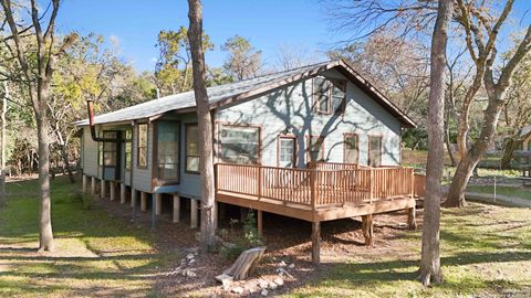 19517 Scenic Loop Helotes TX 78023