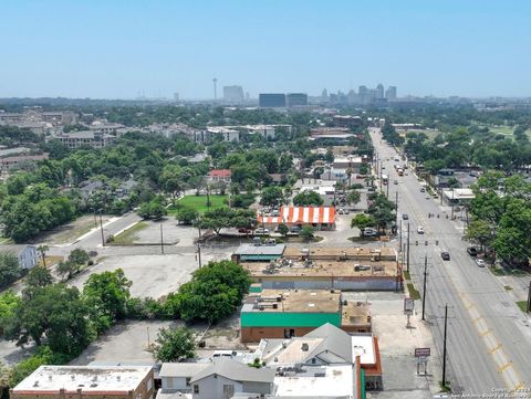 3214,3212 E BROADWAY San Antonio TX 78209