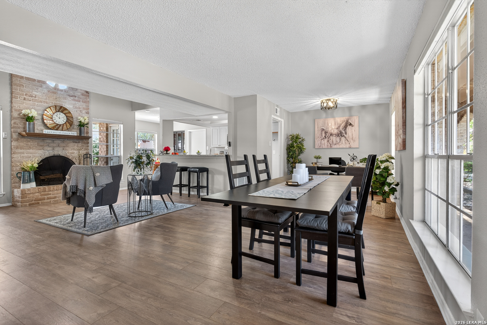 Search 2019 Crooked Creek St