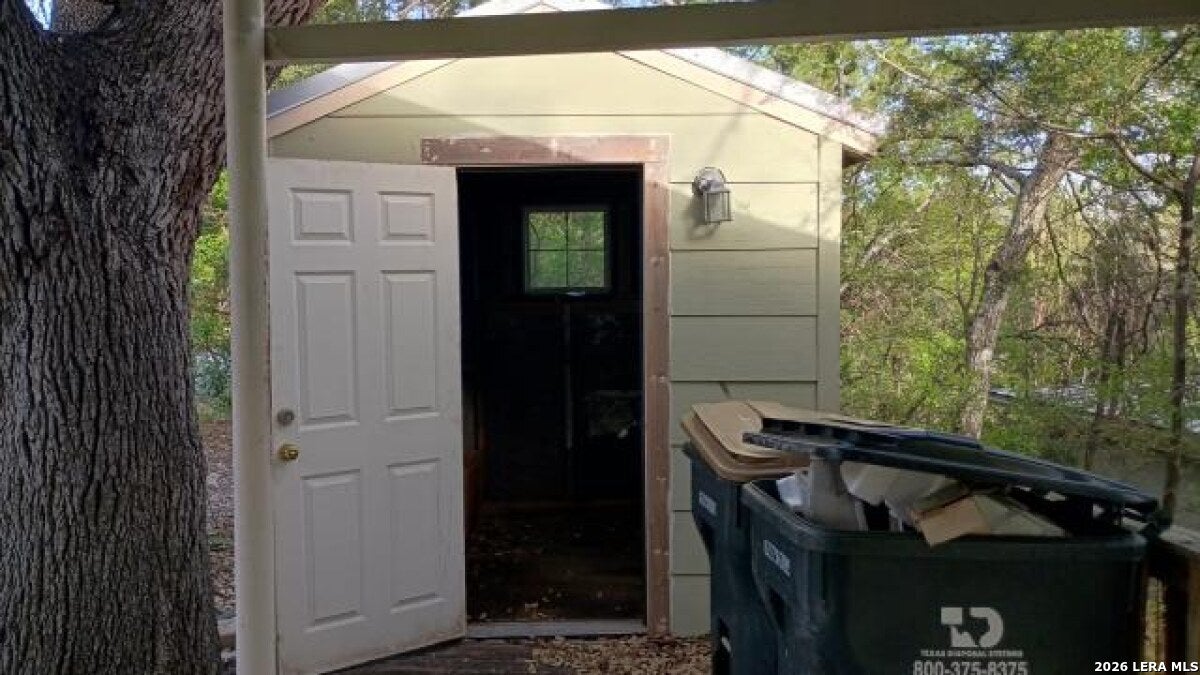 14603 Custer