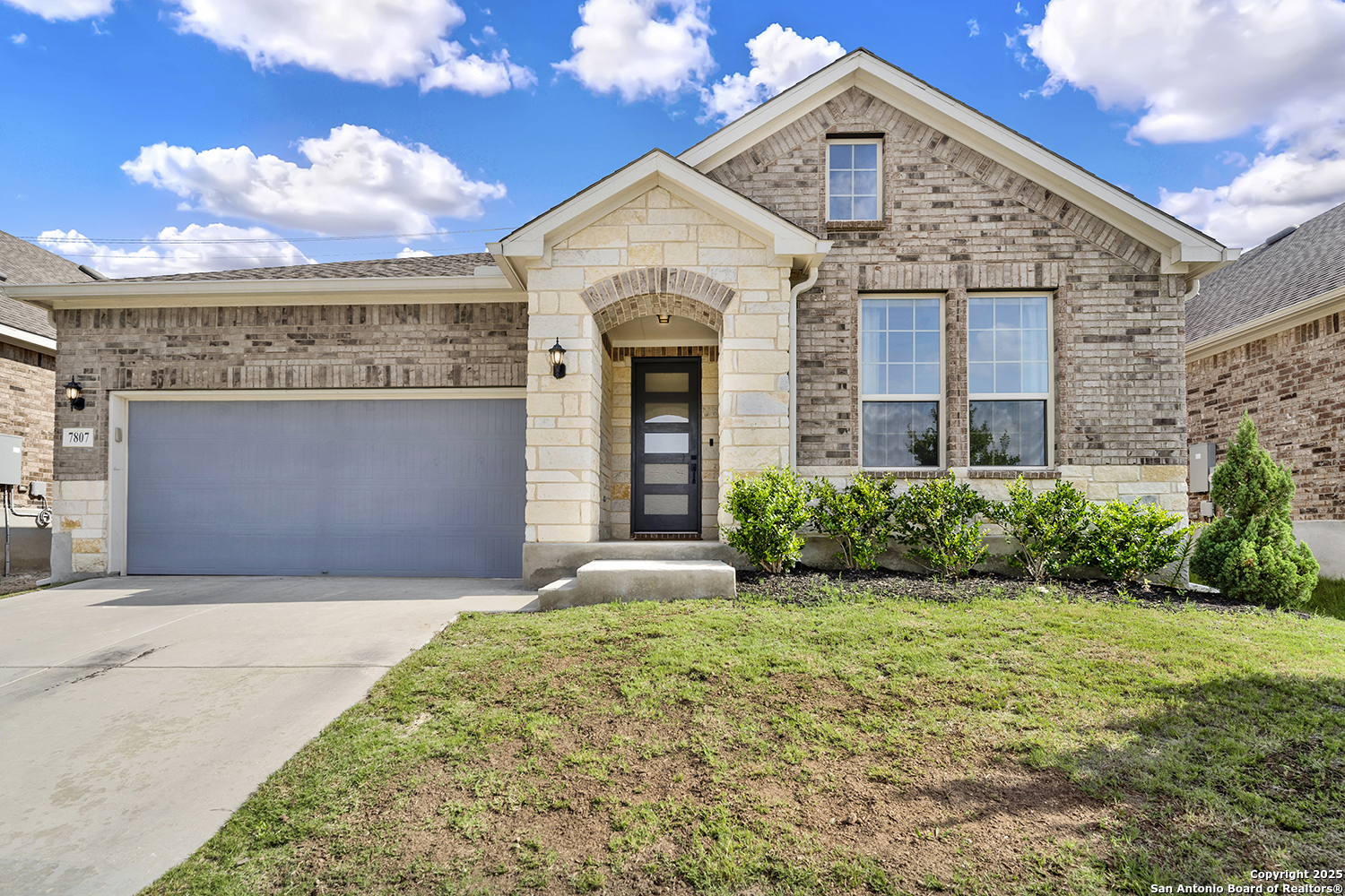 7807 Cypress View