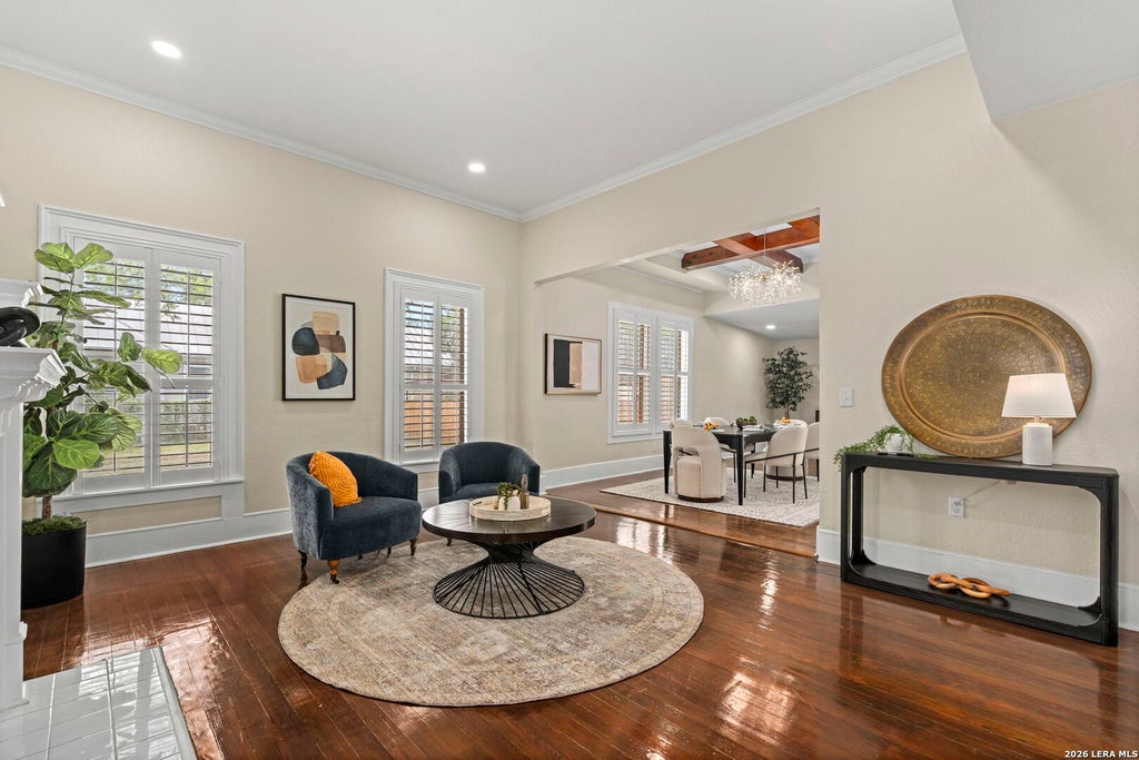 Photo of 617 E GUENTHER ST, San Antonio, TX 78210 (MLS # 2019118)