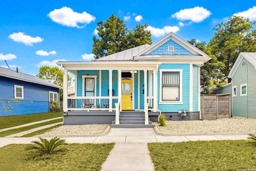 Photo of 310 Callaghan Ave, San Antonio, TX 78210 (MLS # 1971728)