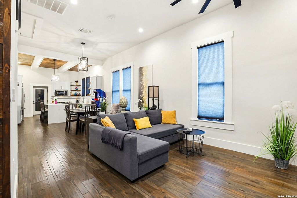 Photo of 310 Callaghan Ave, San Antonio, TX 78210 (MLS # 1971728)