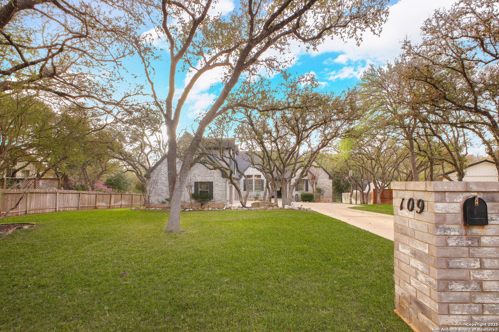 109 Trailcrest