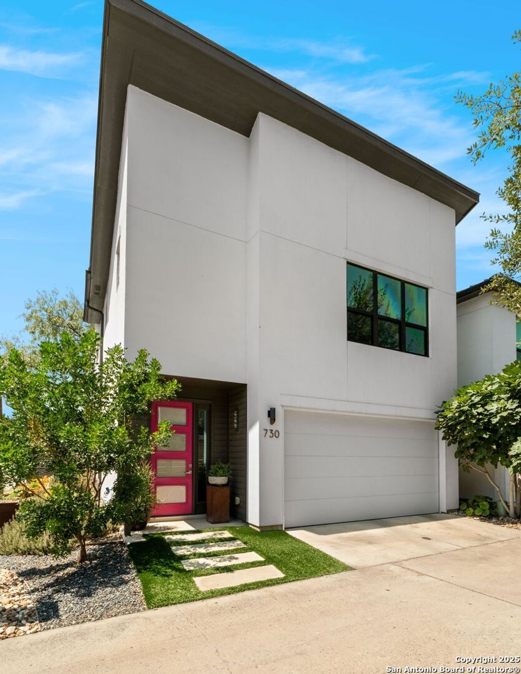 Photo of 730 E Josephine St, San Antonio, TX 78208 (MLS # 1924406)