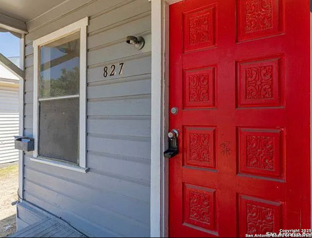 Photo of 827 winnipeg, San Antonio, TX 78225 (MLS # 1881477)