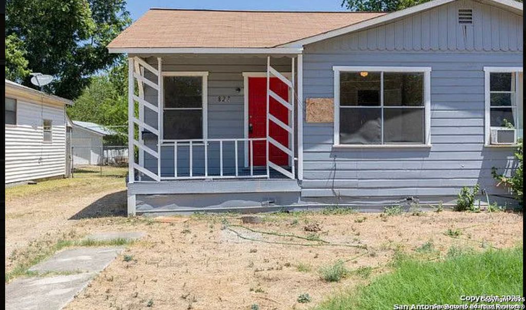 Photo of 827 winnipeg, San Antonio, TX 78225 (MLS # 1881477)