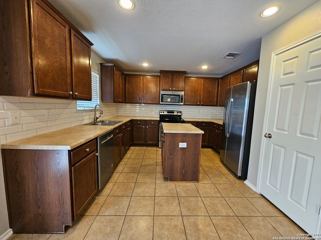 Photo of 11623 VALLEY GARDEN, San Antonio, TX 78245 (MLS # 1938125)