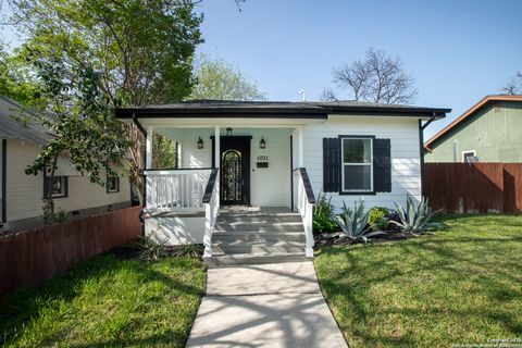 1031 W ELSMERE PL San Antonio TX 78201
