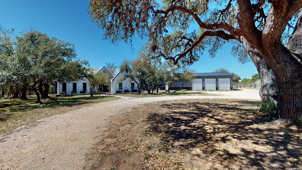 Photo of 795 Persimmon, Bulverde, TX 78163 (MLS # 1953300)