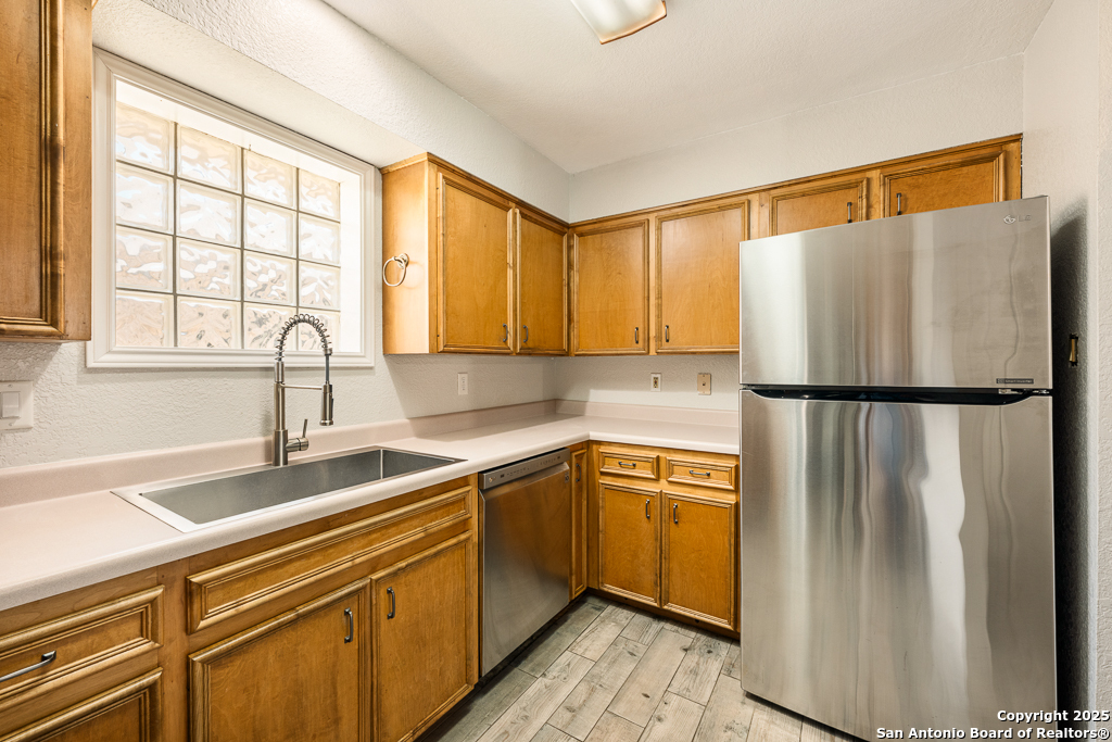 930 Parkdale