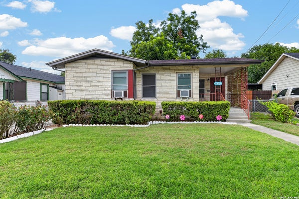 1322 W MALONE AVE, SAN ANTONIO, TX 78225 - Image 4f8ea2b647678b76c76e1d671cbbfca6/1766076785