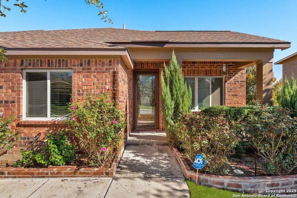 Photo of 622 Chambers, San Antonio, TX 78245 (MLS # 1925739)