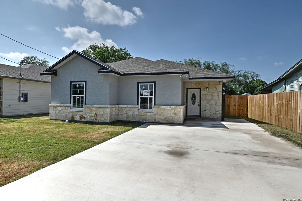 Photo of 870 W Southcross Blvd, San Antonio, TX 78211 (MLS # 1964157)