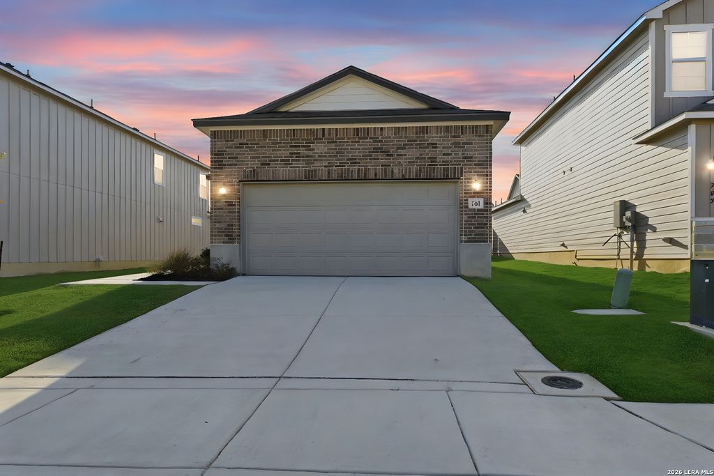 Photo of 761 Whitman, New Braunfels, TX 78130 (MLS # 1993591)
