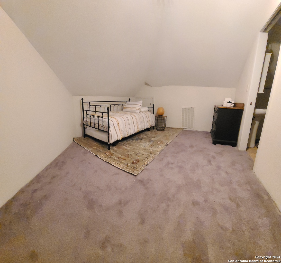 423 W Magnolia 1